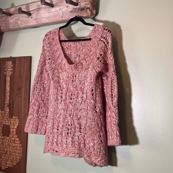 Free People- Oversized Pink Chunky Knit Scoop Neck Sweater - Picture 2 of 6